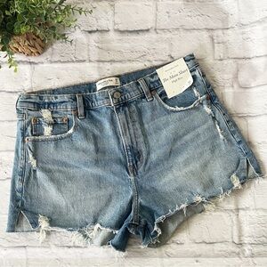 NWT new Abercrombie mom denim jean shorts high rise 32 14